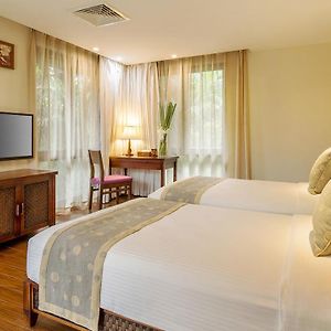 Sanya Yalong Bay Villas & Spa